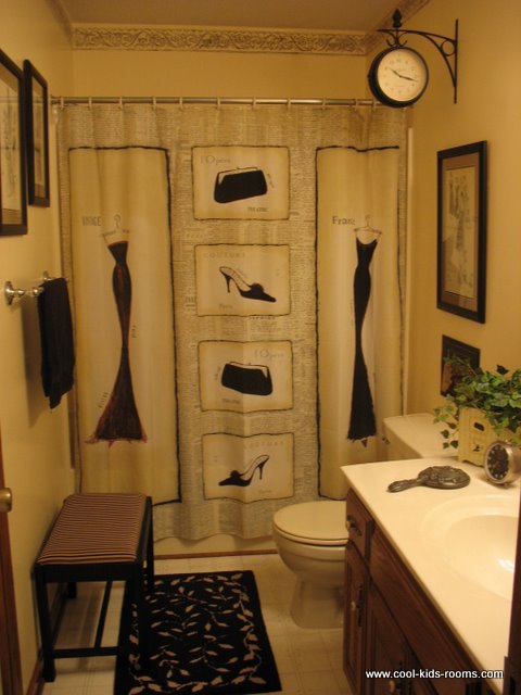 http://www.cool-kids-rooms.com/images/Bathroom-decor-ideas-for-teens-00.jpg