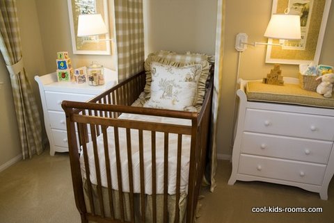 Baby Room Decorating Ideas on Baby Room Nursery Baby Room Ideas Bed Between Two Dressers
