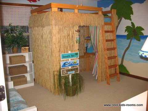 Tropical Theme Decorating - Hannah's Hut
