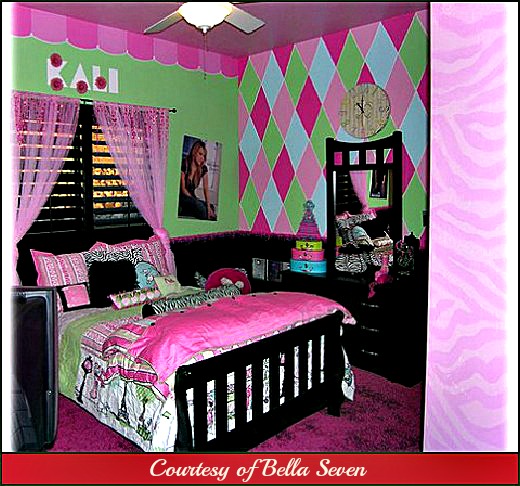 Pink And Green Wall Decorations Ideas