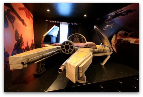 Star wars themed bedroom, starfighter bed 