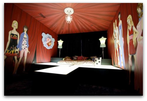 Teen girl's room decor, design runway bed