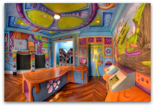 Candy factory kid's room décor