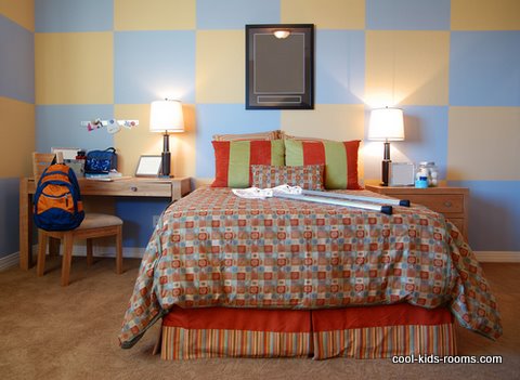 Boy's bedroom with checkers board wall