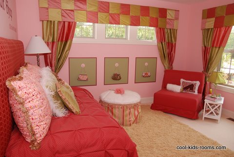 Funky pink bedroom for a girl