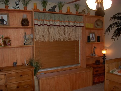 Jungle themed bedroom with cute solution for window treatments